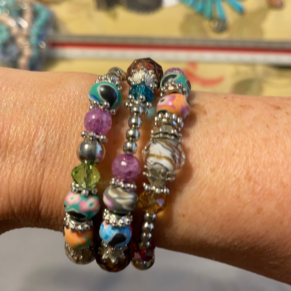 Premier Designs Color Wheel bracelet